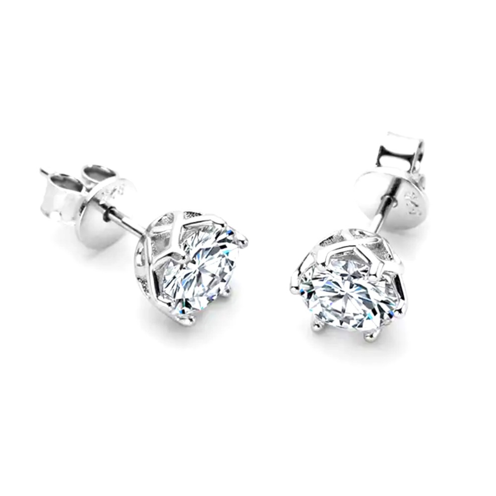 2 CARROT MOISSANITE DIAMOND EARRINGS.